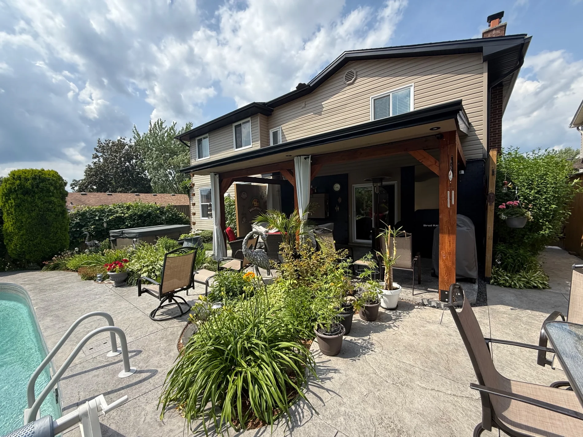 Covered outdoor living space